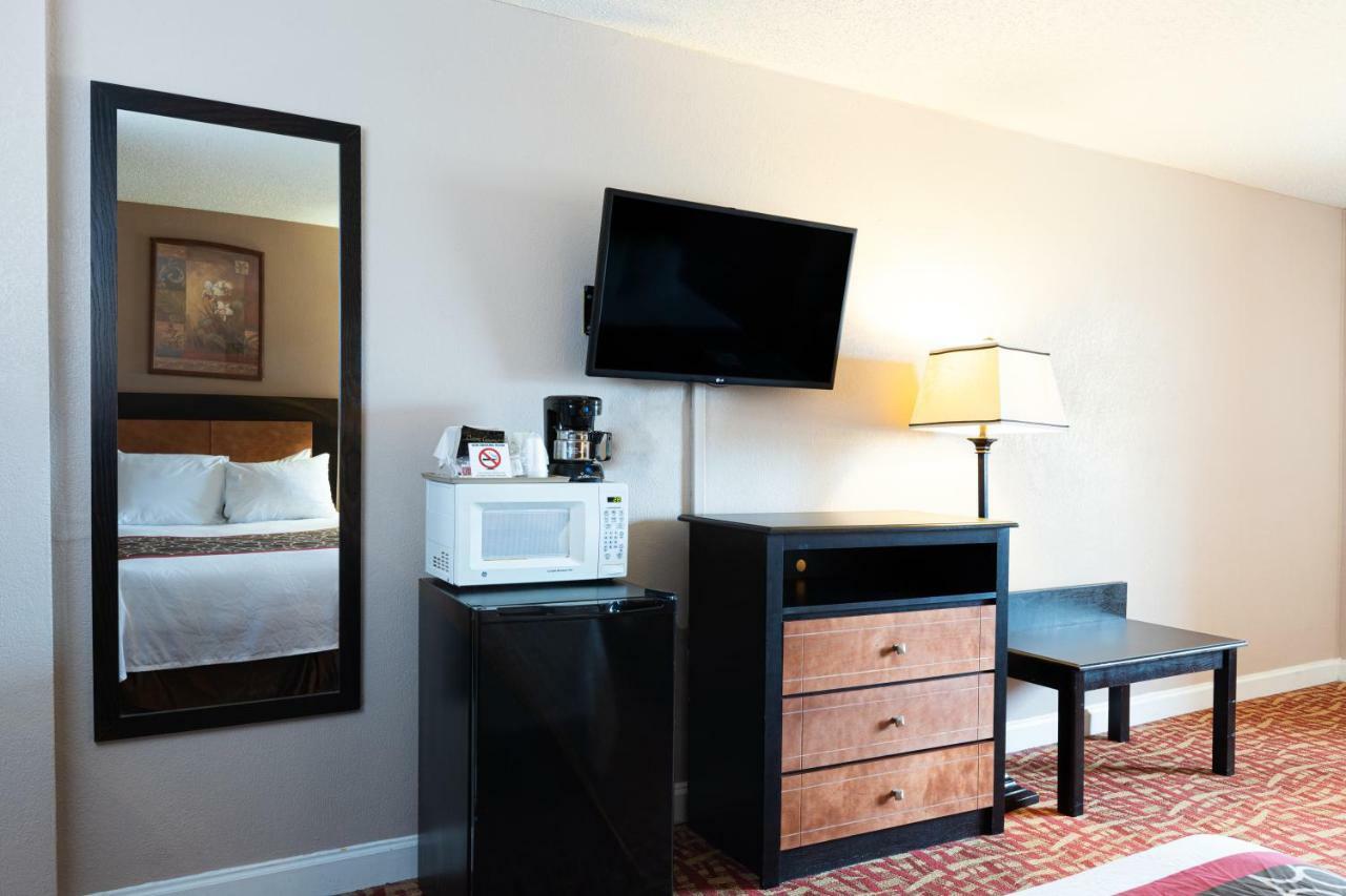 Sundial Inn Virginia Beach Bagian luar foto