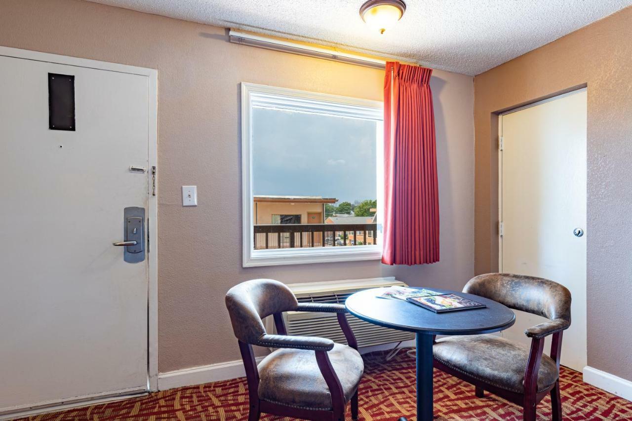 Sundial Inn Virginia Beach Bagian luar foto